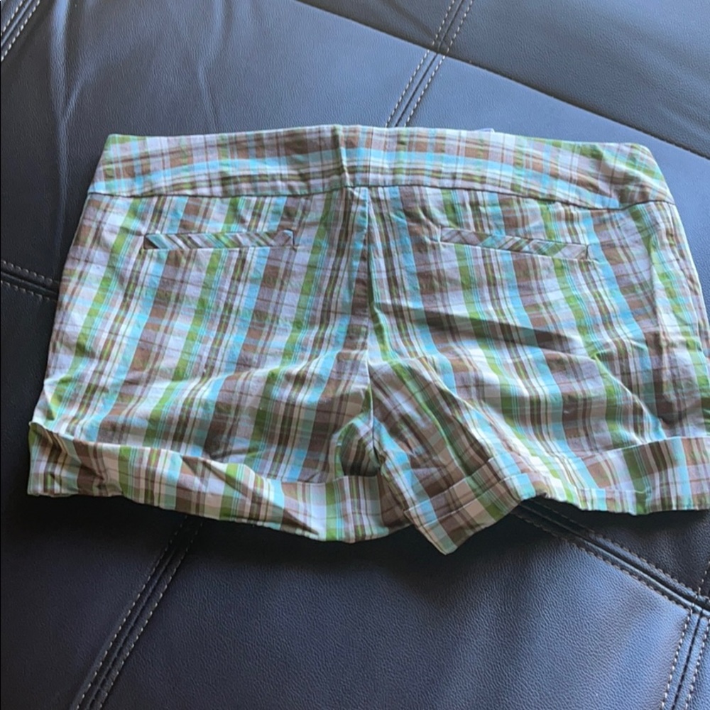 Plaid shorts - Picture 2 of 4